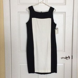 Black & White sleeve dress .